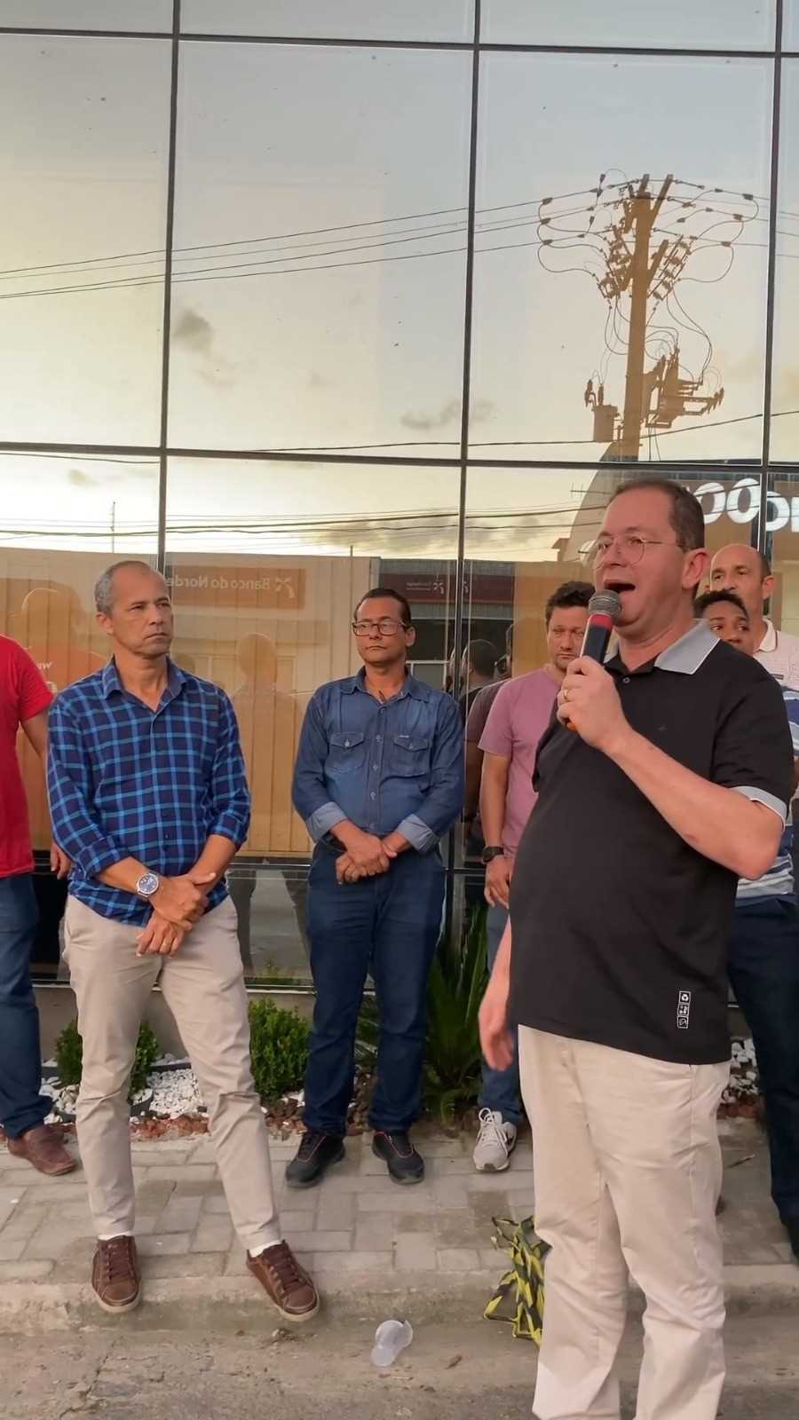 Camacã: Extensão da Fábrica SUA E CIA em São João do Panelinha e Basculante